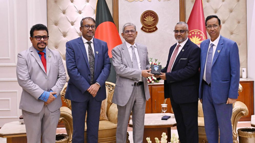 দুর্নীতিবাজ যত প্রভাবশালীই হোক, আইনের আওতায় আনতে হবে: রাষ্ট্রপতি