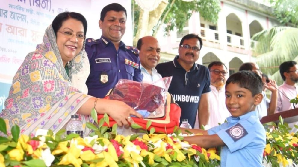 আর্থিক অসচ্ছলতার কারণে কোনো শিশু শিক্ষা থেকে বঞ্চিত হবে না: খাদ্যমন্ত্রী