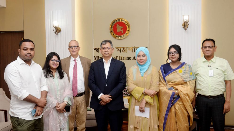 বাক-স্বাধীনতা ও নাগরিক সুরক্ষায় সরকার অত্যন্ত সচেতন: স্বরাষ্ট্রমন্ত্রী