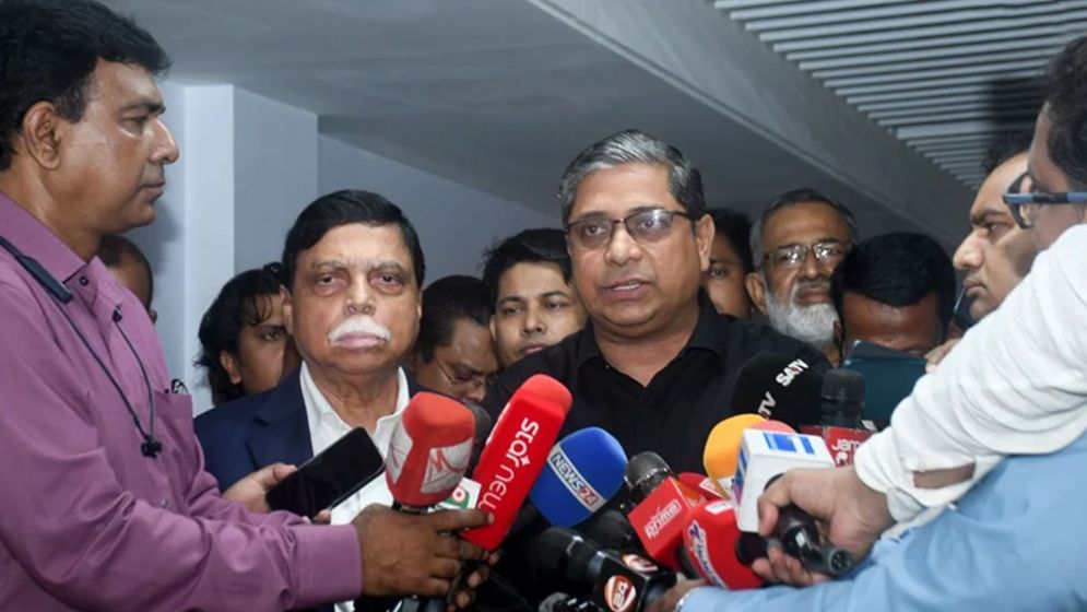 স্থানীয় সরকার নির্বাচনে লাগবে না শিক্ষাগত যোগ্যতা: মীর শাহে আলম