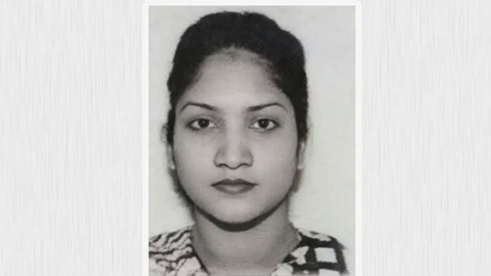 বনশ্রীতে দুই বাসের চাপায়  মাইলস্টোনের শিক্ষিকা নিহত