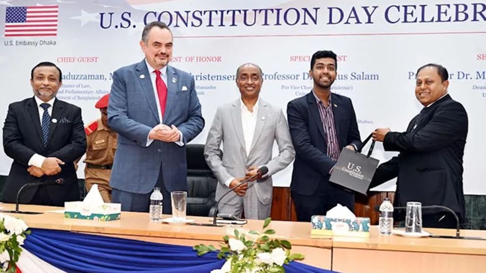 মানবতাবিরোধী অপরাধের বিচার নিশ্চিত করাই সরকারের অঙ্গীকার: আইনমন্ত্রী