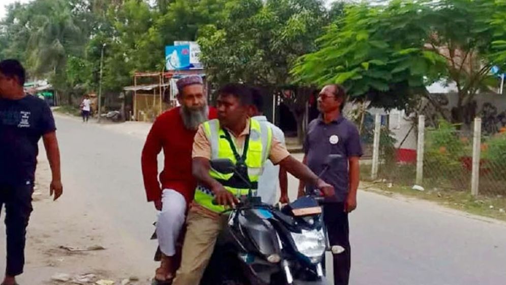 কুষ্টিয়ার আটক শিক্ষককে প্রধানমন্ত্রীর নির্দেশে বাড়িতে পৌঁছে দেয়া হয়েছে: মাহ্‌দী আমিন