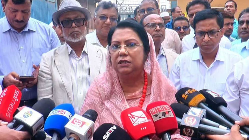 সরকার চায় না কোনো সিন্ডিকেট বাজারে প্রভাব বিস্তার করুক: খাদ্যমন্ত্রী