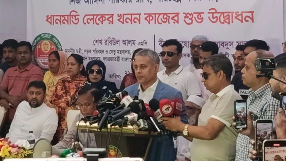নীতিমালার আওতায় ঢাকায় অটোরিকশা চলাচলের অনুমতি দেয়া হবে: সড়কমন্ত্রী