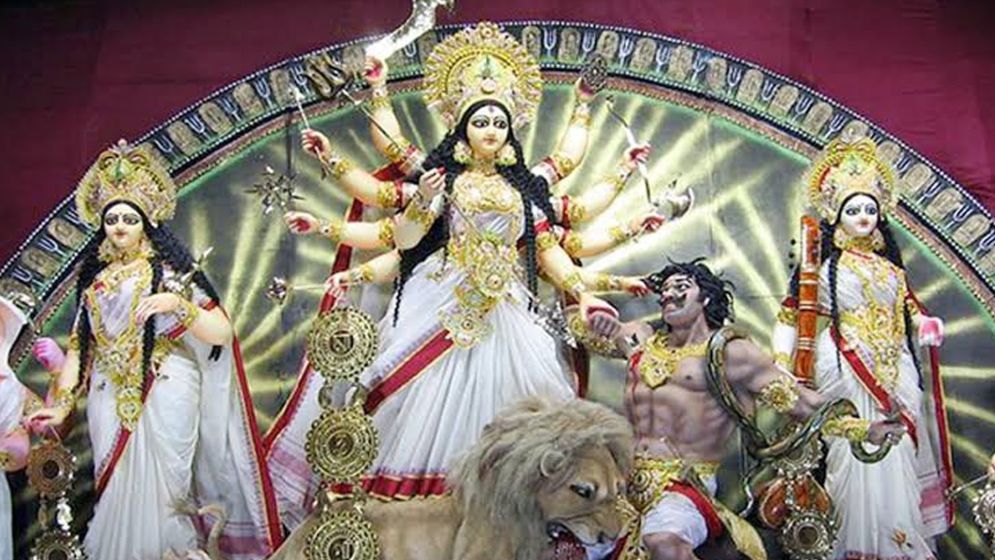 দুর্গাপূজায় টানা ৫ দিনের ছুটি