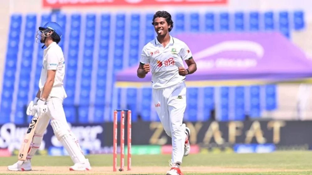 টেস্টে বাংলাদেশের প্রথম পেসার হিসেবে হাসানের হ্যাটট্রিক