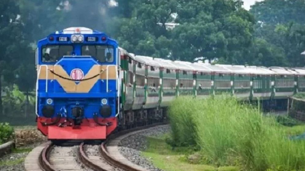 দুর্গাপূজায় চলবে তিন জোড়া বিশেষ ট্রেন