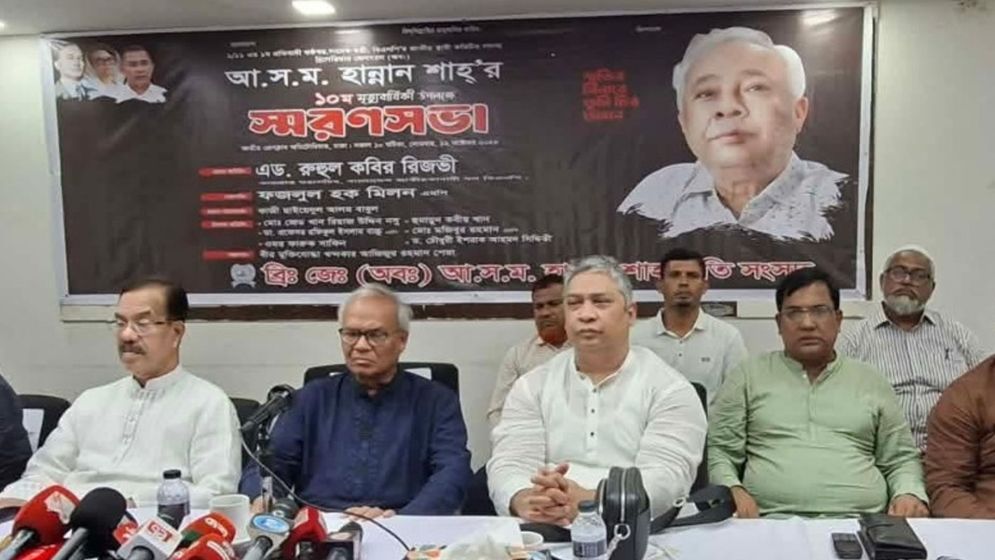আমাদের আচরণ যেন ফ্যাসিবাদের নেতাদের মতো না হয়: রিজভী