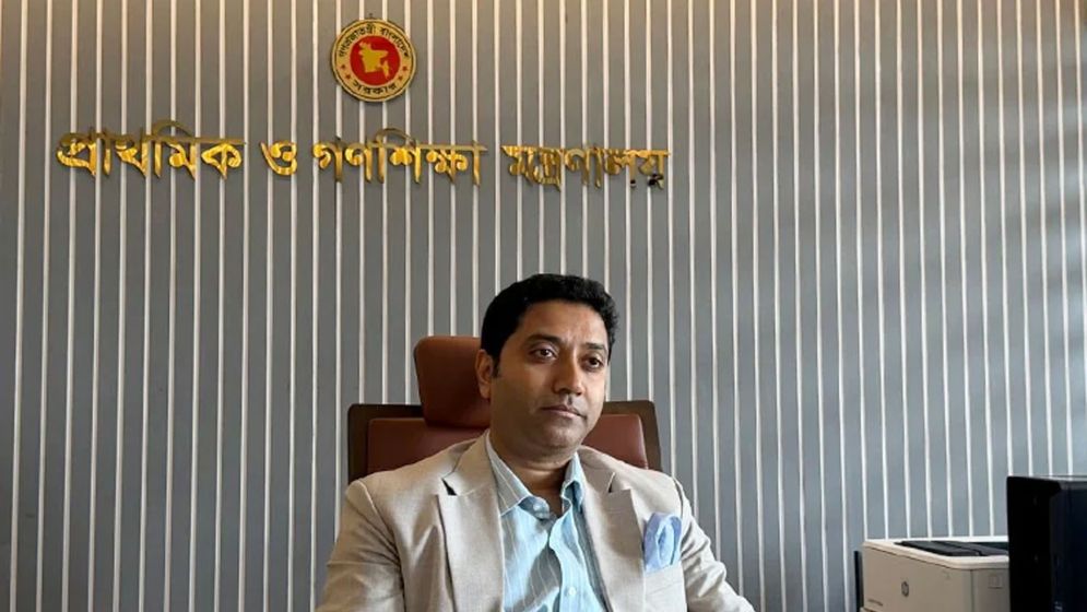 প্রাথমিক শিক্ষকদের প্রশিক্ষণ আড়াই থেকে তিন বছর করার পরিকল্পনা সরকারের