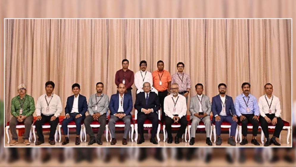 গণতান্ত্রিক ব্যবস্থার মূল স্তম্ভ গণমাধ্যম: রাষ্ট্রপতি