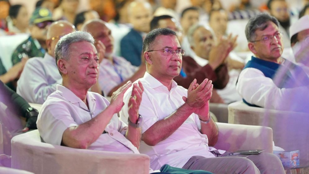 চট্টগ্রামের জেএম সেন হল পূজামণ্ডপে প্রধানমন্ত্রী