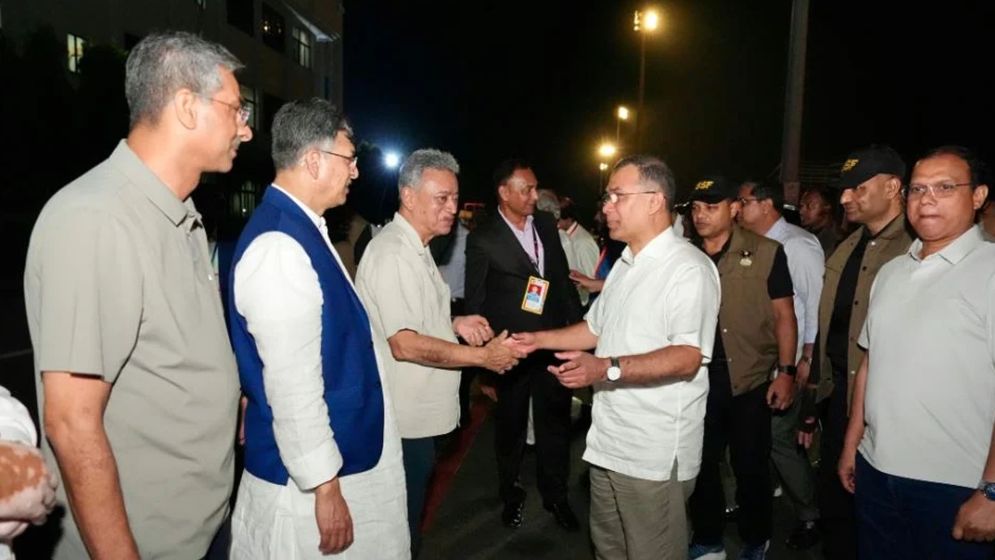 পূজামণ্ডপ পরিদর্শনে চট্টগ্রামে পৌঁছেছেন প্রধানমন্ত্রী