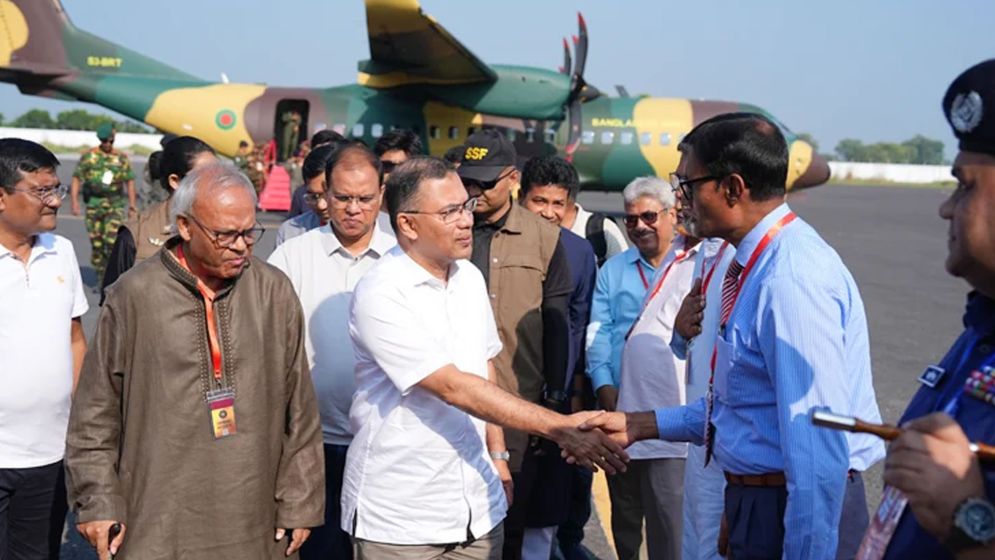 পূজামণ্ডপ পরিদর্শনে রাজশাহীতে পৌঁছেছেন প্রধানমন্ত্রী