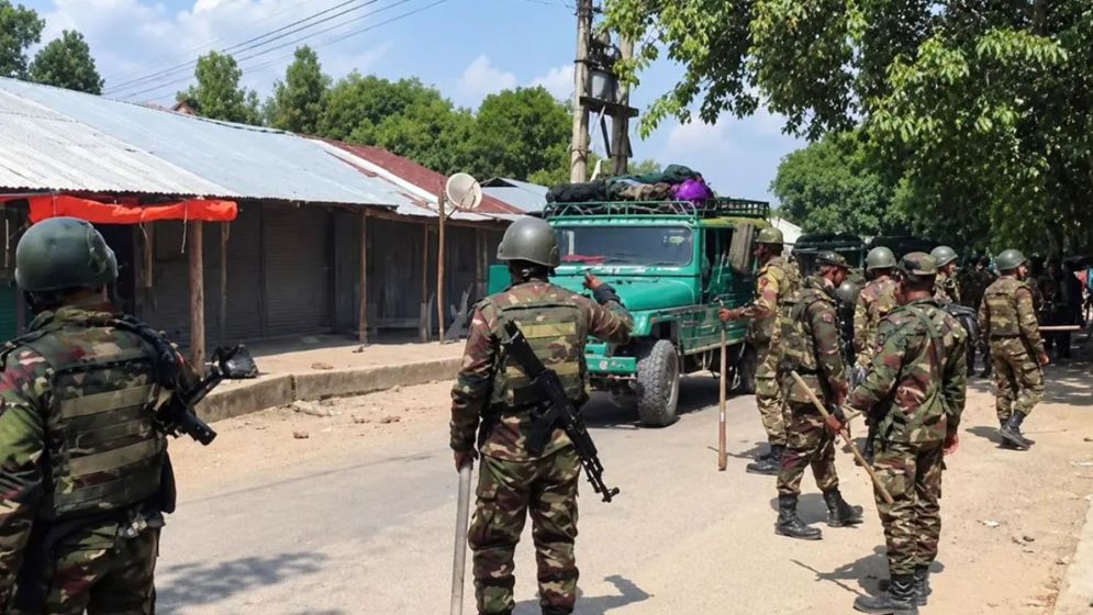 সাজেকে আইনশৃঙ্খলা বাহিনীর সাথে সন্ত্রাসীদের গোলাগুলি